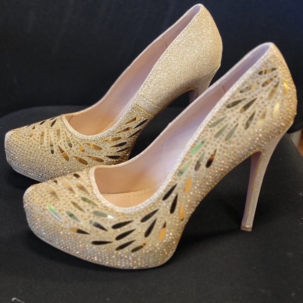 WOMENS HEELS